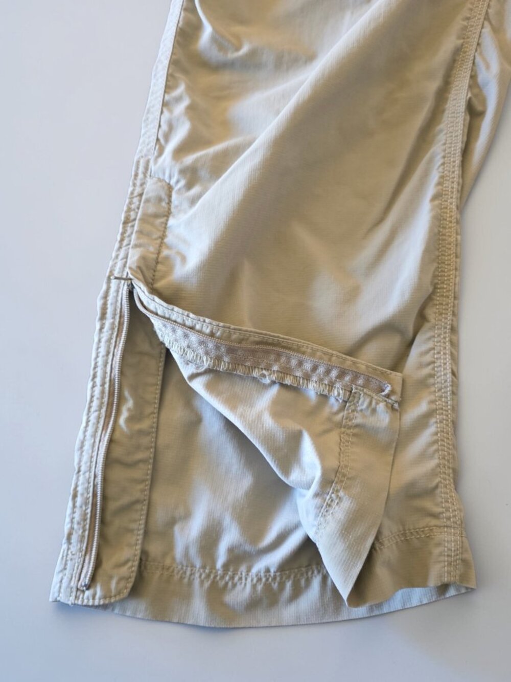 The North Face Convertible Hiking Pants Mens 36 Zip Off Khaki Nylon Outdoor - Picture 7 of 16